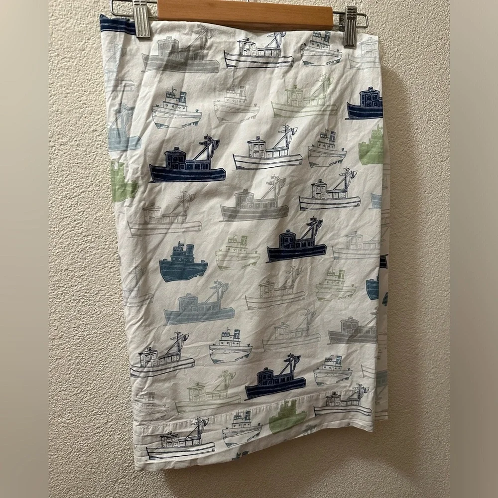 Pottery Barn Kids Flat Sheet Nautical Easton Tug Boat Print 100% Cotton Sz Twin